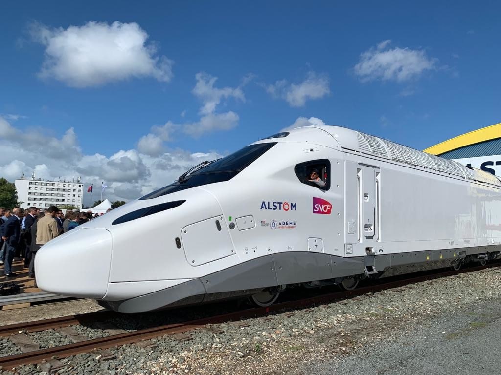 Kevin Speed закажет 20 высокоскоростных поездов Alstom с распределенной тягой