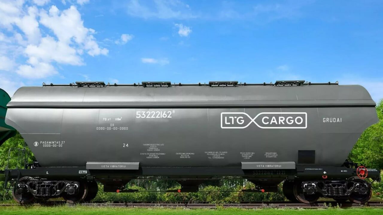 LTG Cargo заказал 500 вагонов-зерновозов у Украины