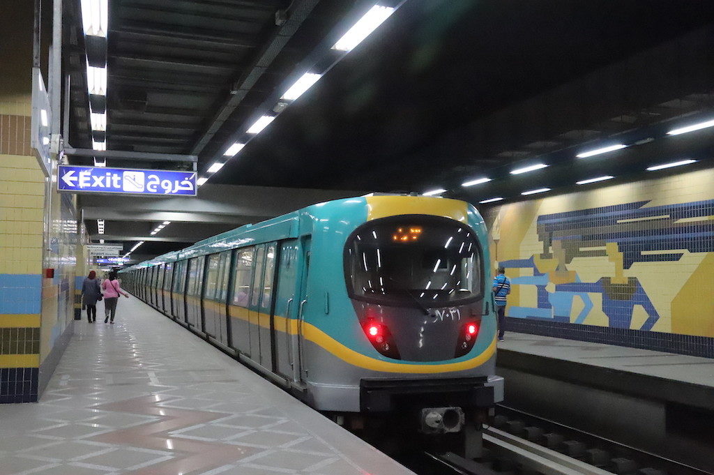 Япония выделит кредит на закупку подвижного состава для метро Каира
