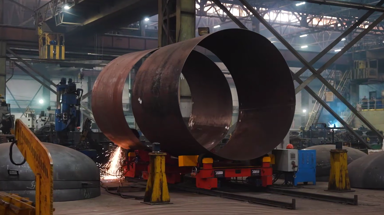 Энгельсский ЗМК запустил новую линию по выпуску вагон-цистерн