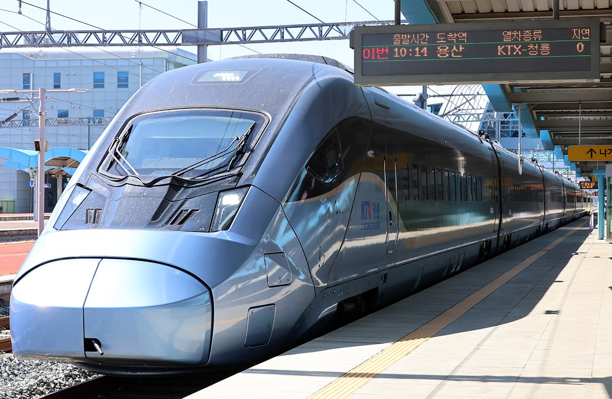 Южная Корея запускает новый высокоскоростной поезд KTX-Cheongryong 