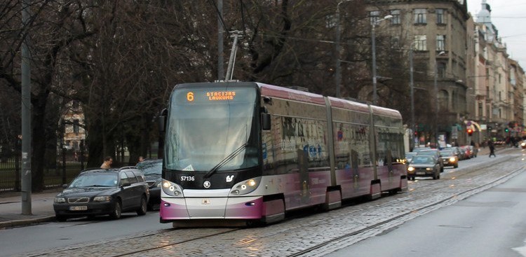 Рига планирует закупить 24 трамвая