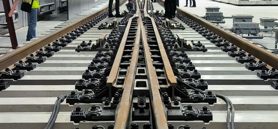 Стартовали предварительные испытания стрелочного перевода для ВСМ