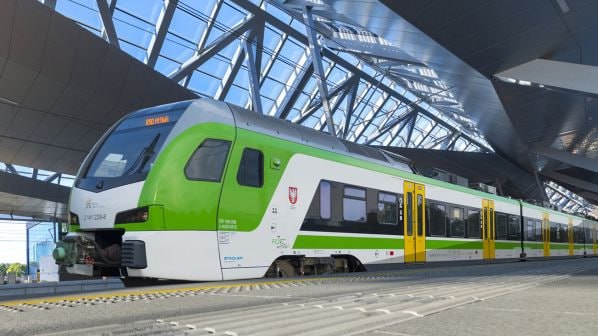 Stadler поставит поезда Flirt в Польшу и Болгарию