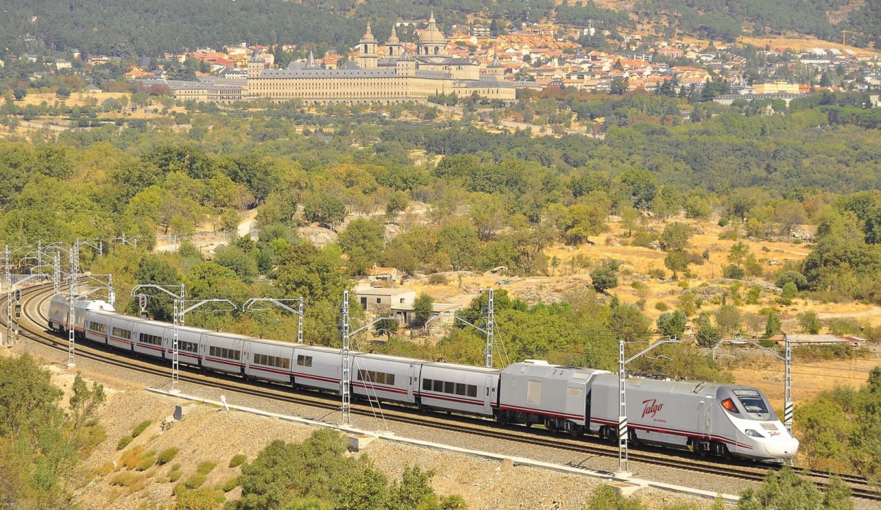 Talgo построит высокоскоростной поезд на водородной тяге