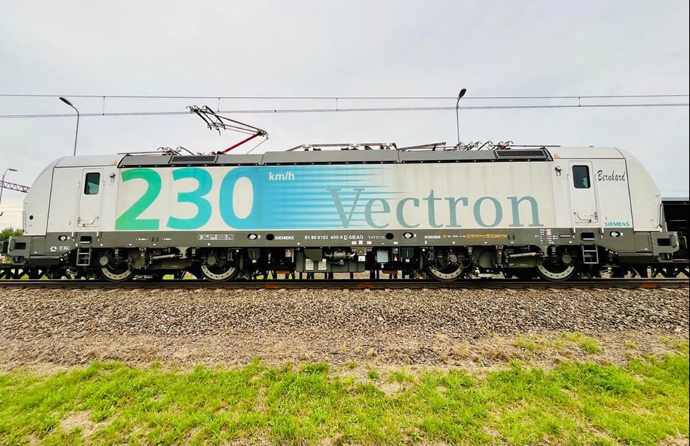 Локомотив Vectron прошел испытания на скорости 230 км/ч в Польше 